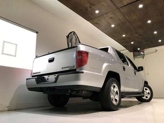 2010 Honda Ridgeline 4x4 RT 4dr Crew Cab
